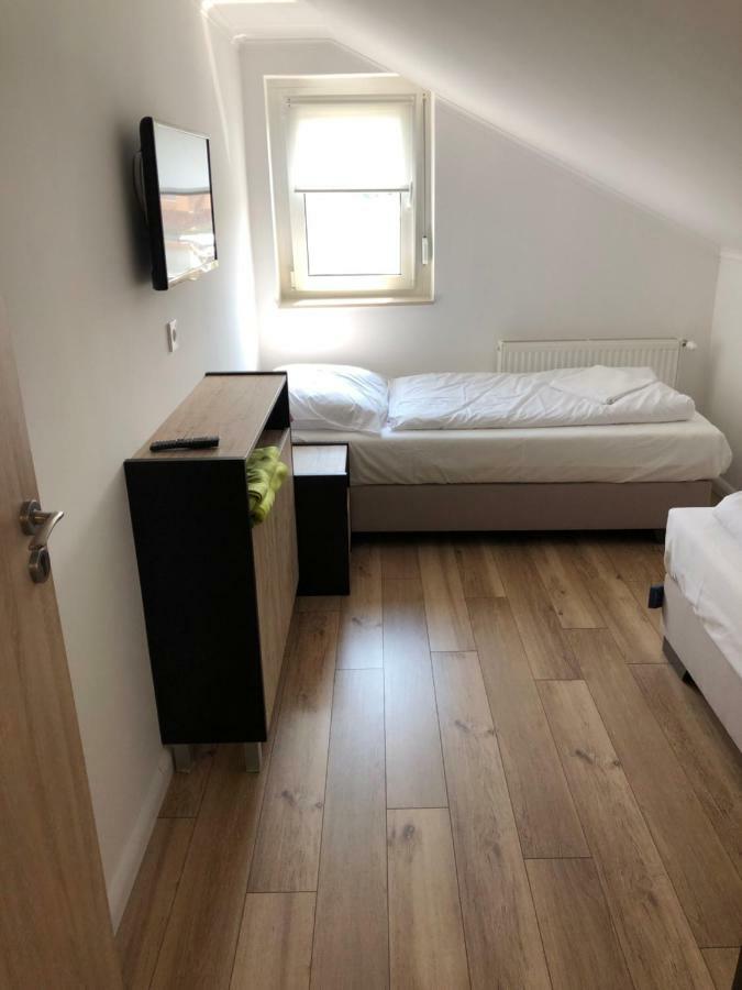 Duna Vendeghaz Hotell Fadd-Dombori Eksteriør bilde