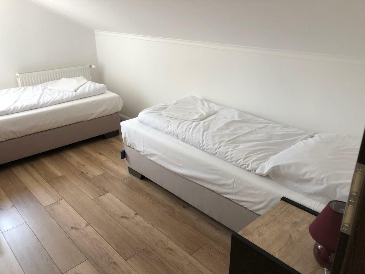 Duna Vendeghaz Hotell Fadd-Dombori Eksteriør bilde